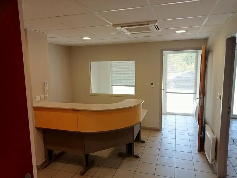 151 Route De Marboz, Foissiat for lease - Interior Photo - Image 2 of 7