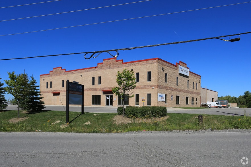 35 Morrow Rd, Barrie, ON for lease - Primary Photo - Image 1 of 2