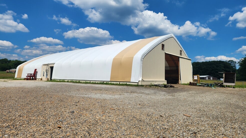 3765 Ridge Rd, Westover, PA for sale - Primary Photo - Image 1 of 5