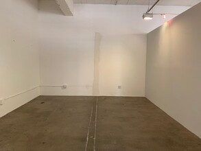 846-860 S Los Angeles St, Los Angeles, CA for lease Interior Photo- Image 1 of 3