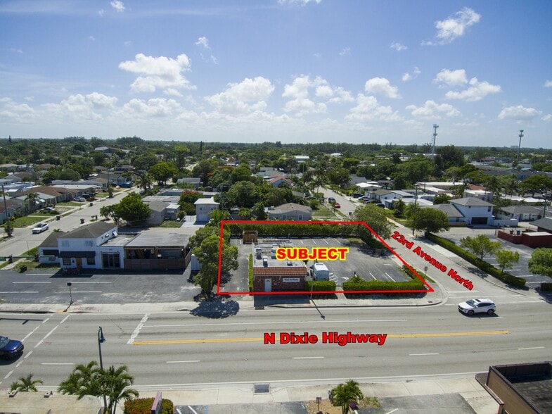 2211 N Dixie Hwy, Lake Worth, FL for sale - Building Photo - Image 1 of 12