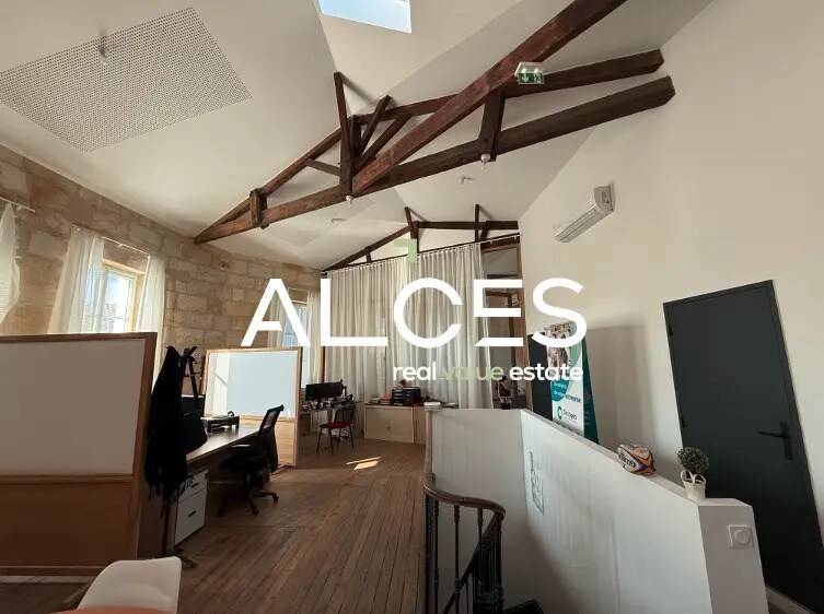 21 Rue Esmangard, Bordeaux for sale Interior Photo- Image 1 of 5