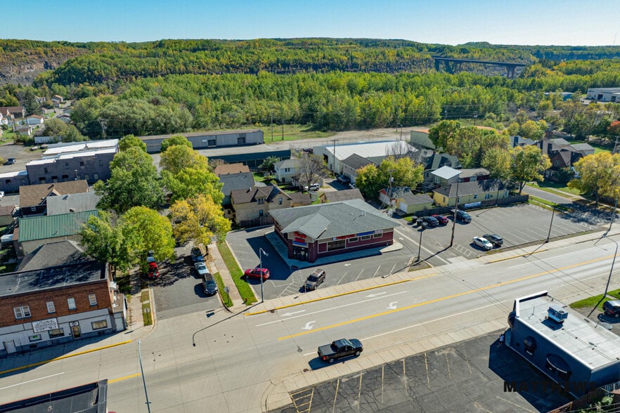 202 S 2nd Ave, Virginia, MN for sale - Building Photo - Image 2 of 3