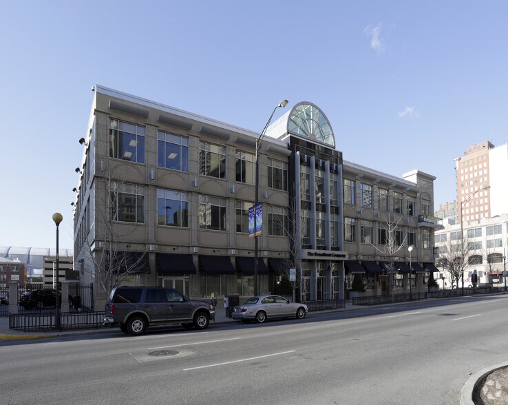 117 E Washington St, Indianapolis, IN for lease - Primary Photo - Image 1 of 6