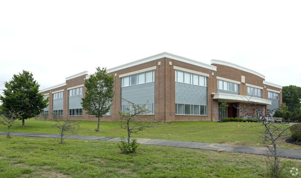 10 Forrestal Rd S, Princeton, NJ for lease - Building Photo - Image 3 of 10