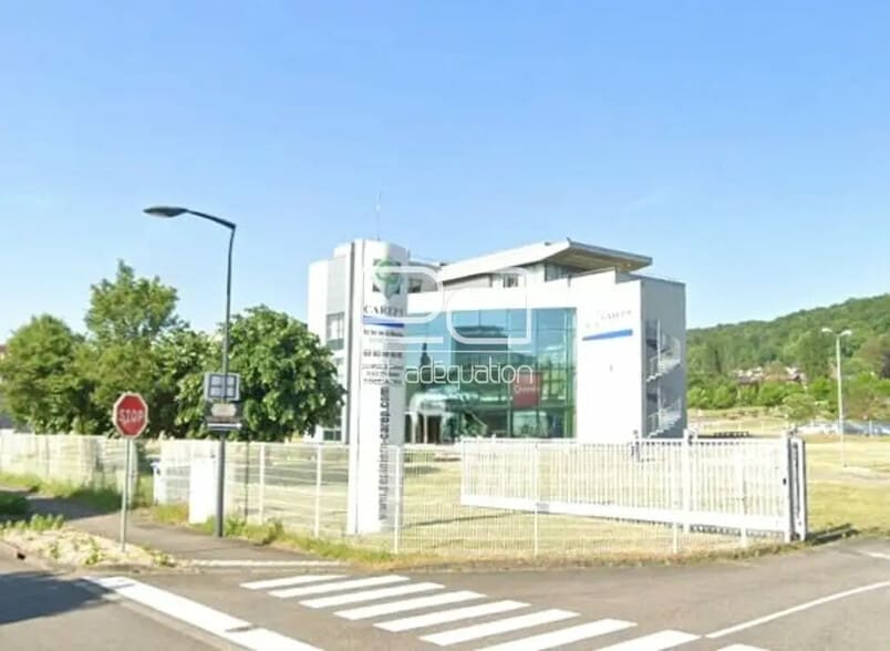 Office in Pompey for lease - Building Photo - Image 1 of 3