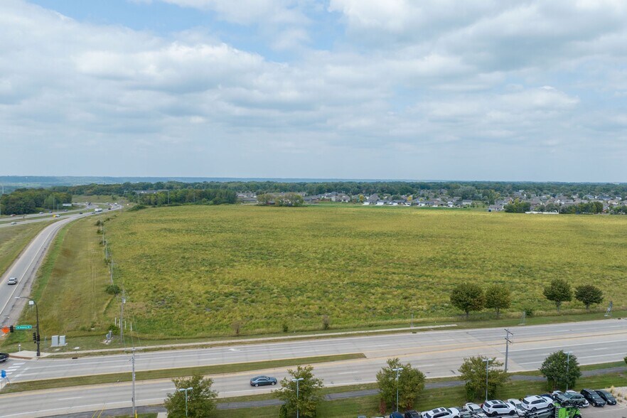 US Highway 14 & Victory Drive, Mankato, MN for sale - Aerial - Image 1 of 22