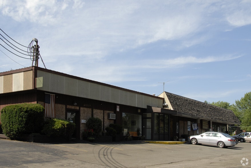 1801 W Water St, Elmira, NY for lease - Building Photo - Image 3 of 6