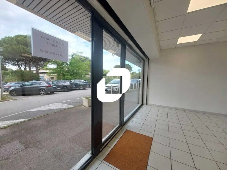 Office in Clapiers for lease - Interior Photo - Image 3 of 7