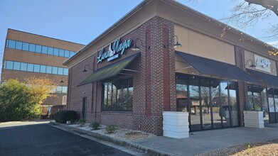 2021 Griffith Rd, Winston-Salem, NC for lease Interior Photo- Image 2 of 5