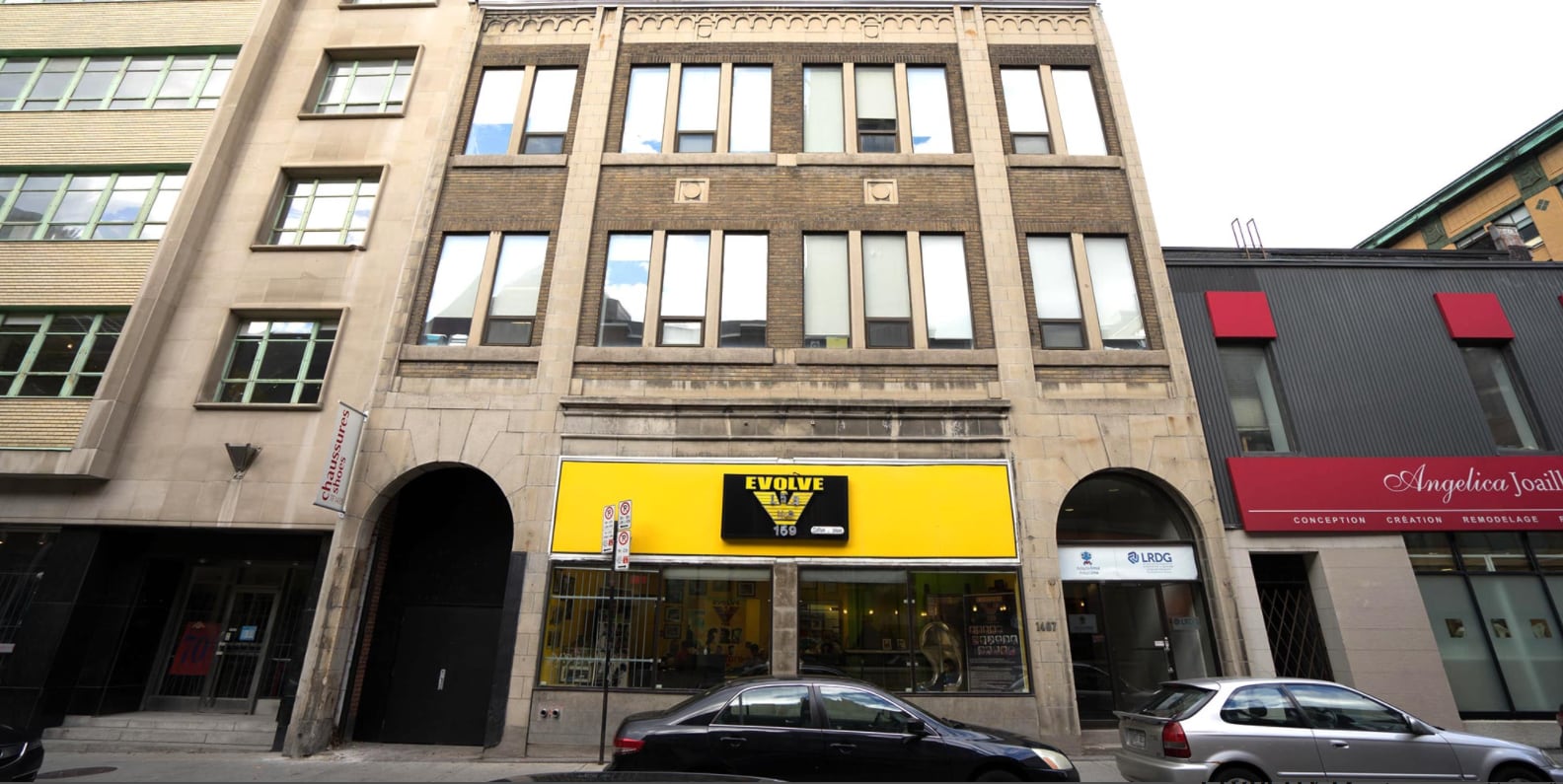 1407 Rue Saint-Alexandre, Montréal, QC for sale Primary Photo- Image 1 of 1