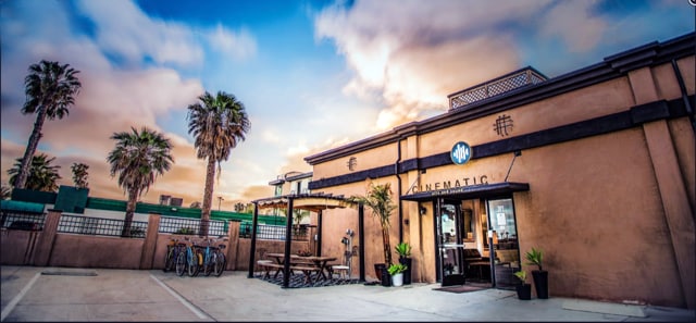 302 Oceanside Blvd, Oceanside, CA for sale - Primary Photo - Image 3 of 61