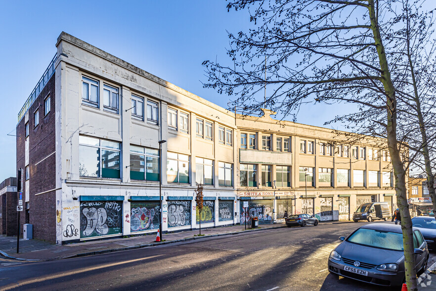 8-34 Matthias Rd, London for sale - Building Photo - Image 1 of 3