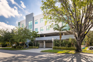 More details for 657 South Dr, Miami Springs, FL - Office for Lease