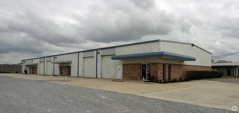 148 Thompson Rd, Houma, LA for sale - Primary Photo - Image 1 of 1