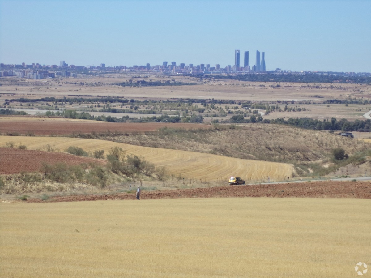 Land in Paracuellos De Jarama, Madrid for sale Primary Photo- Image 1 of 13