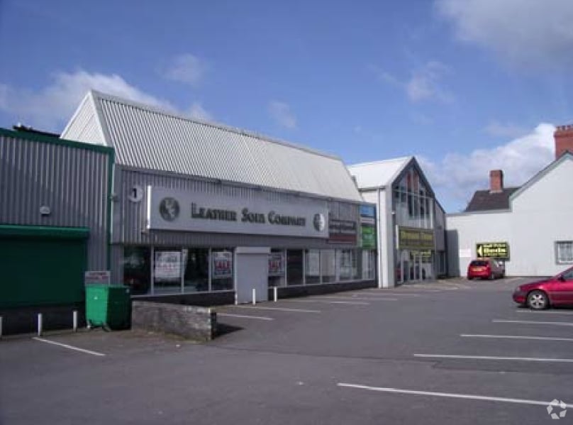 Sloper Rd, Cardiff, CF11 8AA