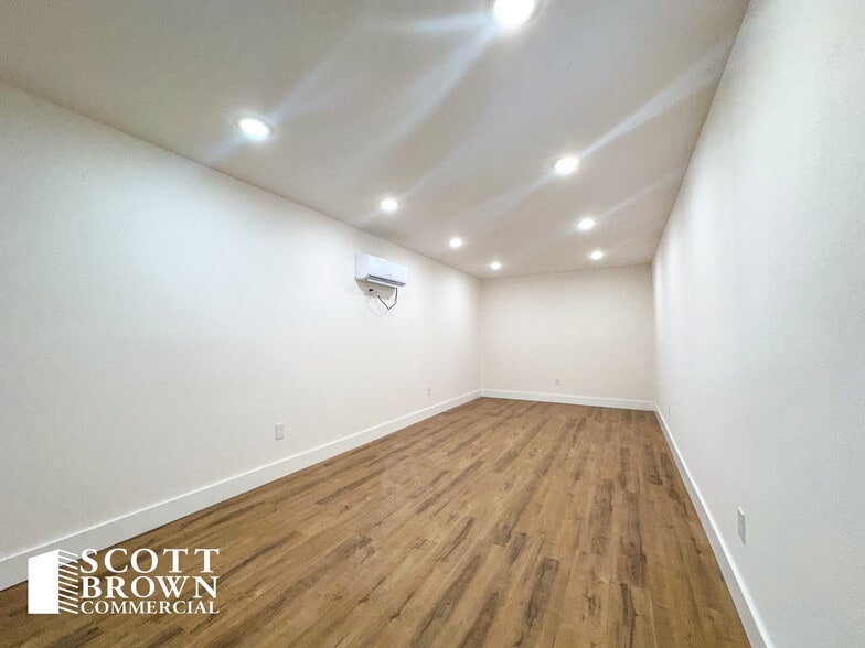 8307 FM 2164, Sanger, TX for lease - Interior Photo - Image 3 of 15