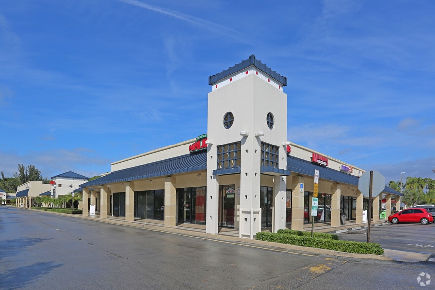 1105-1199 Royal Palm Beach Blvd, Royal Palm Beach, FL for lease - Building Photo - Image 2 of 9