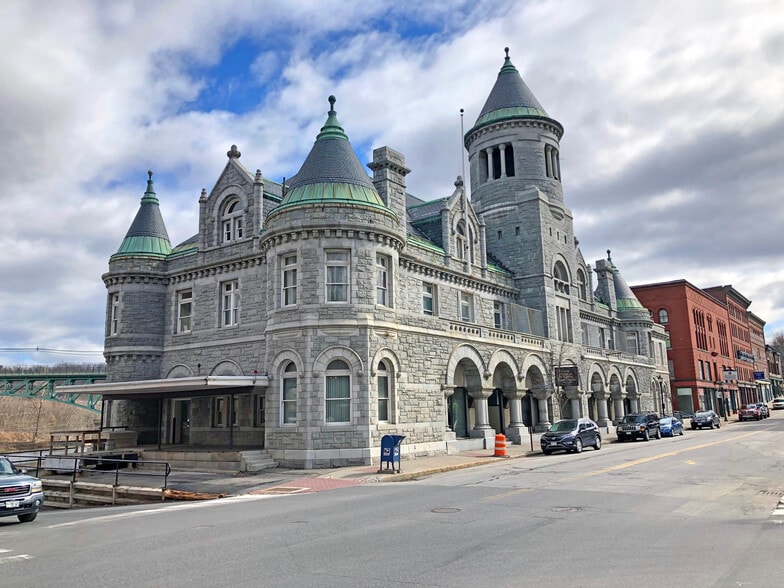 295 Water St, Augusta, ME for sale - Building Photo - Image 1 of 1