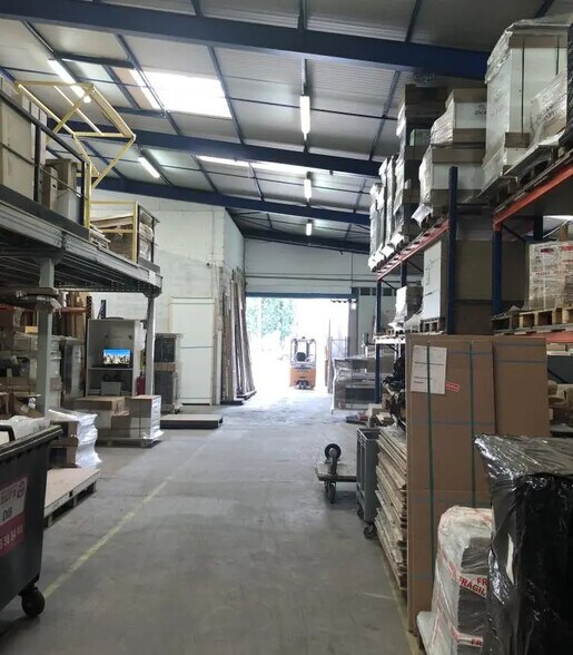 Office in Artigues-près-Bordeaux for lease - Interior Photo - Image 3 of 4