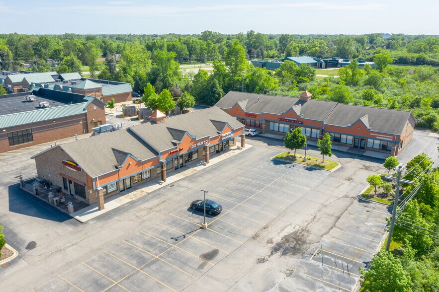 4171-4235 Canton Center Dr, Canton, MI for lease - Building Photo - Image 1 of 15