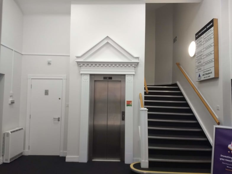 1 Courthouse Sq, Dundee for lease - Interior Photo - Image 3 of 3