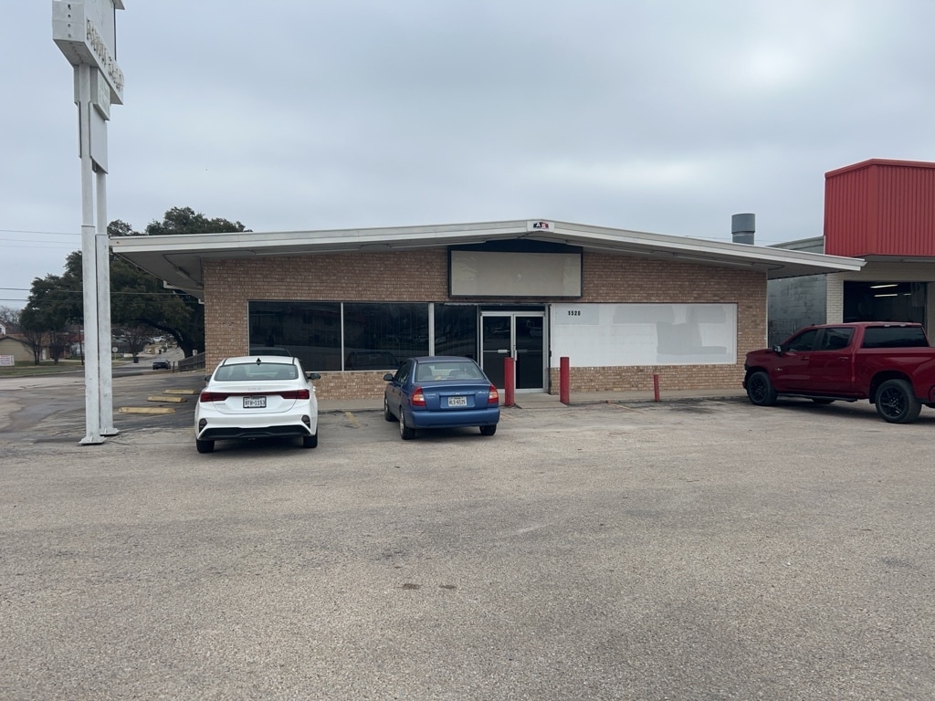1520 S Fort Hood St, Killeen, TX for lease Building Photo- Image 1 of 9