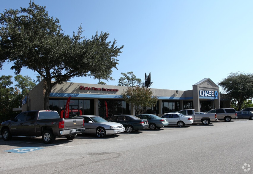 1320 W Davis St, Conroe, TX for sale - Building Photo - Image 1 of 1