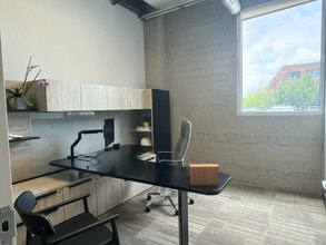 349-363 W Nationwide Blvd, Columbus, OH for lease Interior Photo- Image 2 of 8