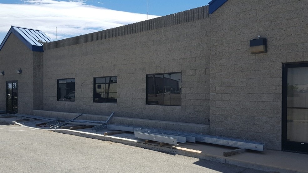 1637 W Brooks Ave, North Las Vegas, NV for sale - Building Photo - Image 1 of 1