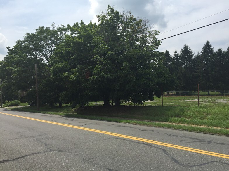 239 S Reading Ave, Boyertown, PA 19512