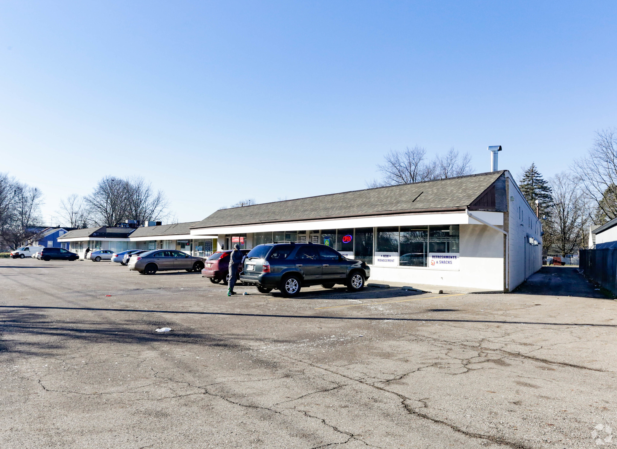 5208-5224 S Martin Luther King Jr Blvd, Lansing, MI for sale Primary Photo- Image 1 of 1