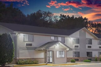 More details for 2000 1st St W, Independence, IA - Hospitality for Sale