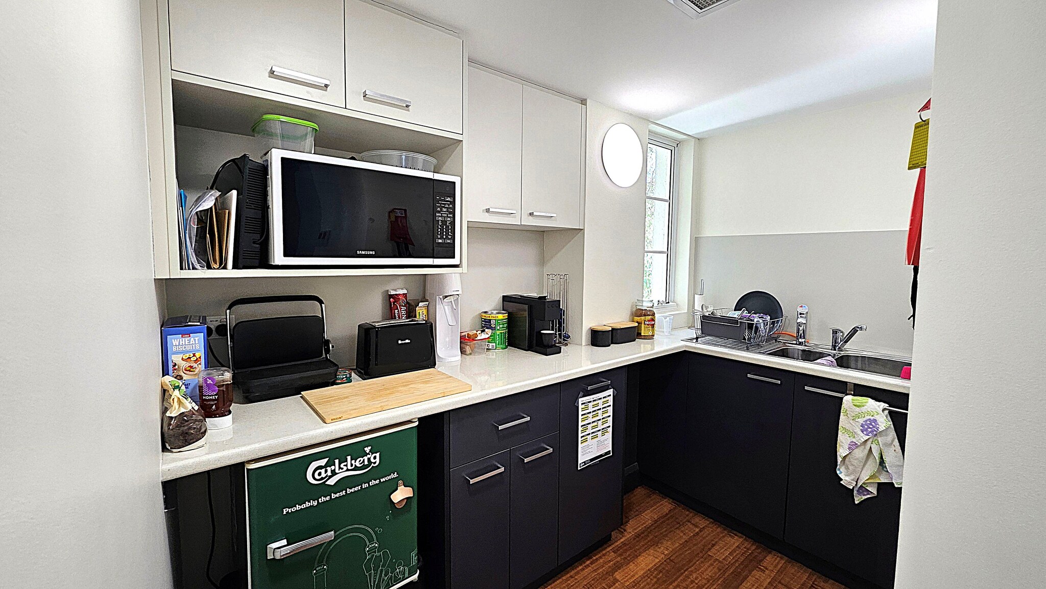 15-17 Murray Cres, Griffith for lease Interior Photo- Image 1 of 7