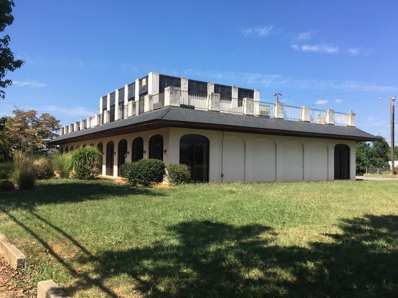 2600 Langhorne Rd, Lynchburg, VA 24501 | LoopNet