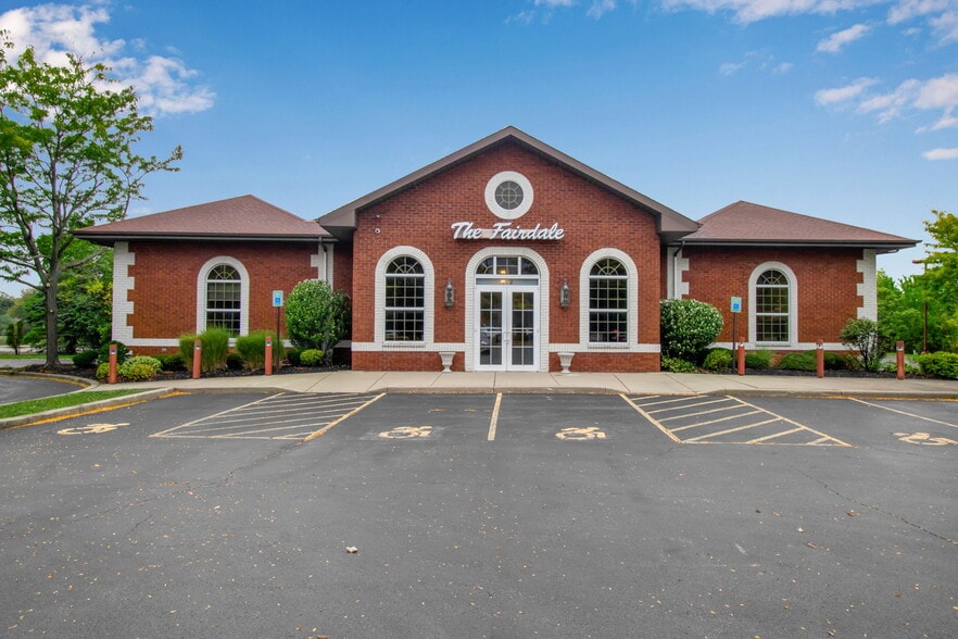 672 Wehrle Dr, Buffalo, NY for sale - Primary Photo - Image 1 of 11