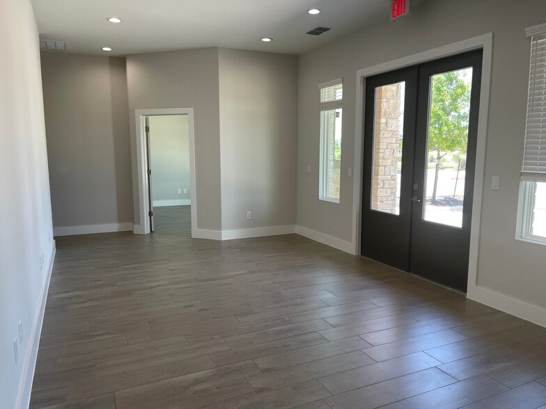 2951 FM 1460, Georgetown, TX for lease - Building Photo - Image 1 of 37