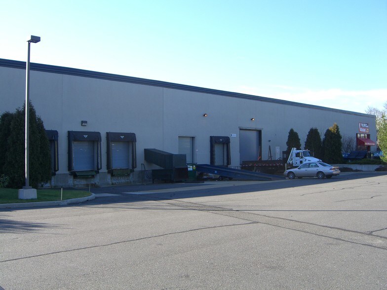 125 Old Gate Ln, Milford, CT 06460 Old Gate Business Park