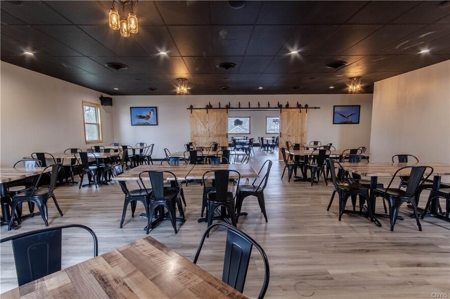 8353 County 9 rd, Cape Vincent, NY for sale - Building Photo - Image 3 of 7