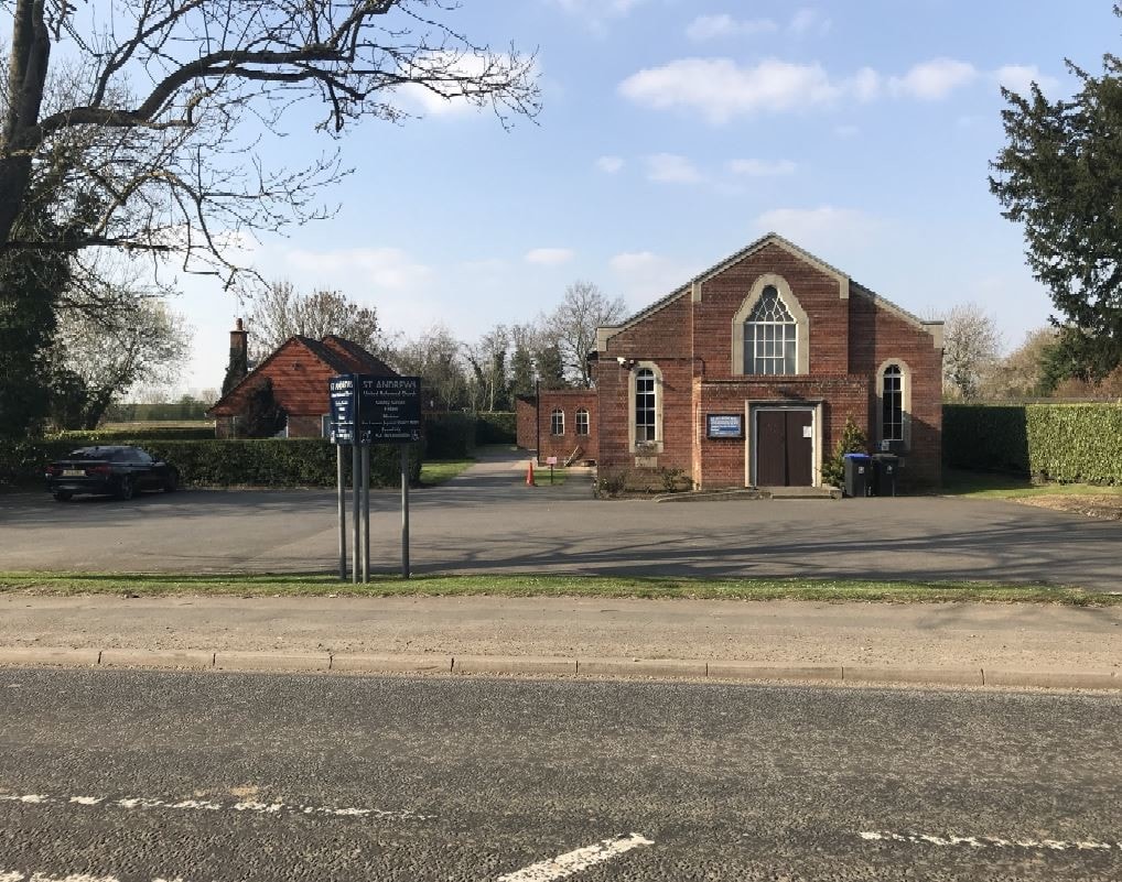 25 North Park, Iver for sale Primary Photo- Image 1 of 1