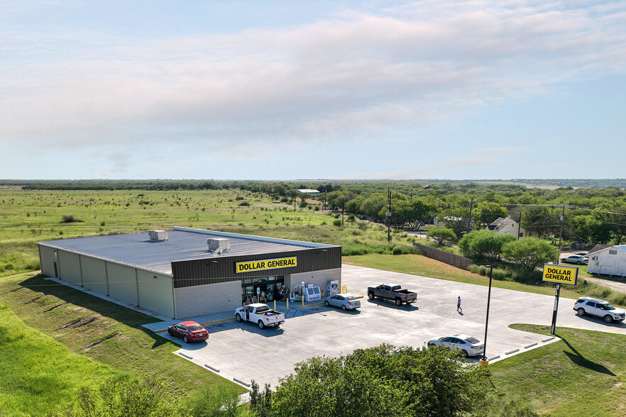 5473 FM 624 Rd, Robstown, TX for sale - Building Photo - Image 1 of 1