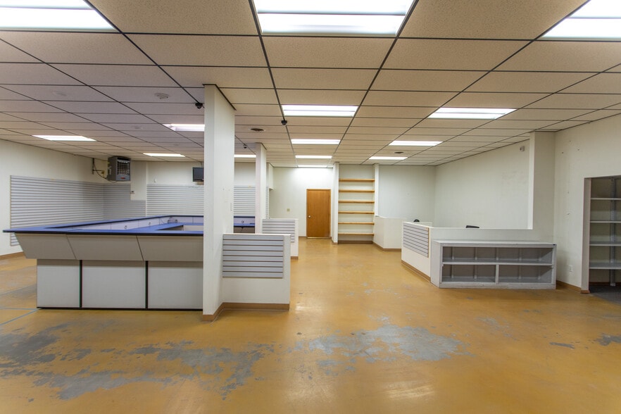 100 9th Ave S, Great Falls, MT for sale - Building Photo - Image 3 of 32