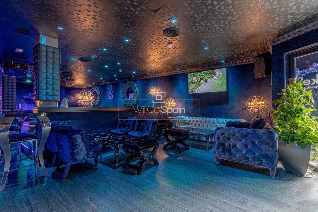 Multifamily in Villa del Prado, Madrid for sale Interior Photo- Image 1 of 22