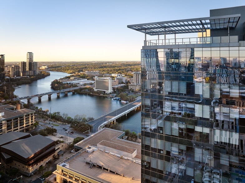 500 W 2nd St, Austin, TX for lease - Building Photo - Image 2 of 9