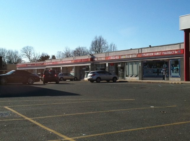 142 Manetto Hill Rd, Plainview, NY for lease - Building Photo - Image 2 of 2