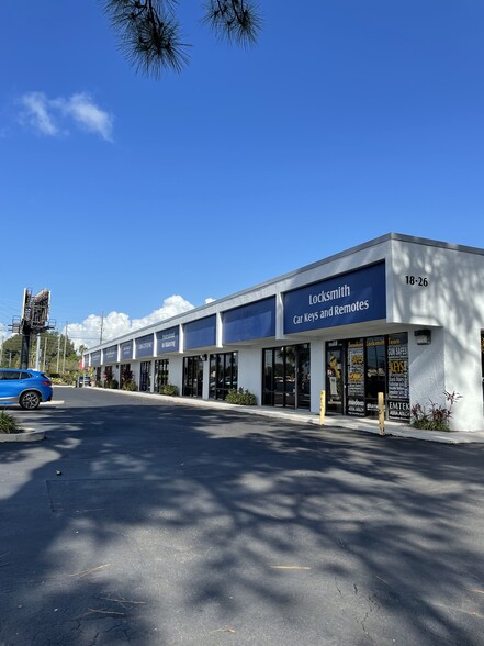 3350 Ulmerton Rd, Clearwater, FL for lease - Building Photo - Image 1 of 8