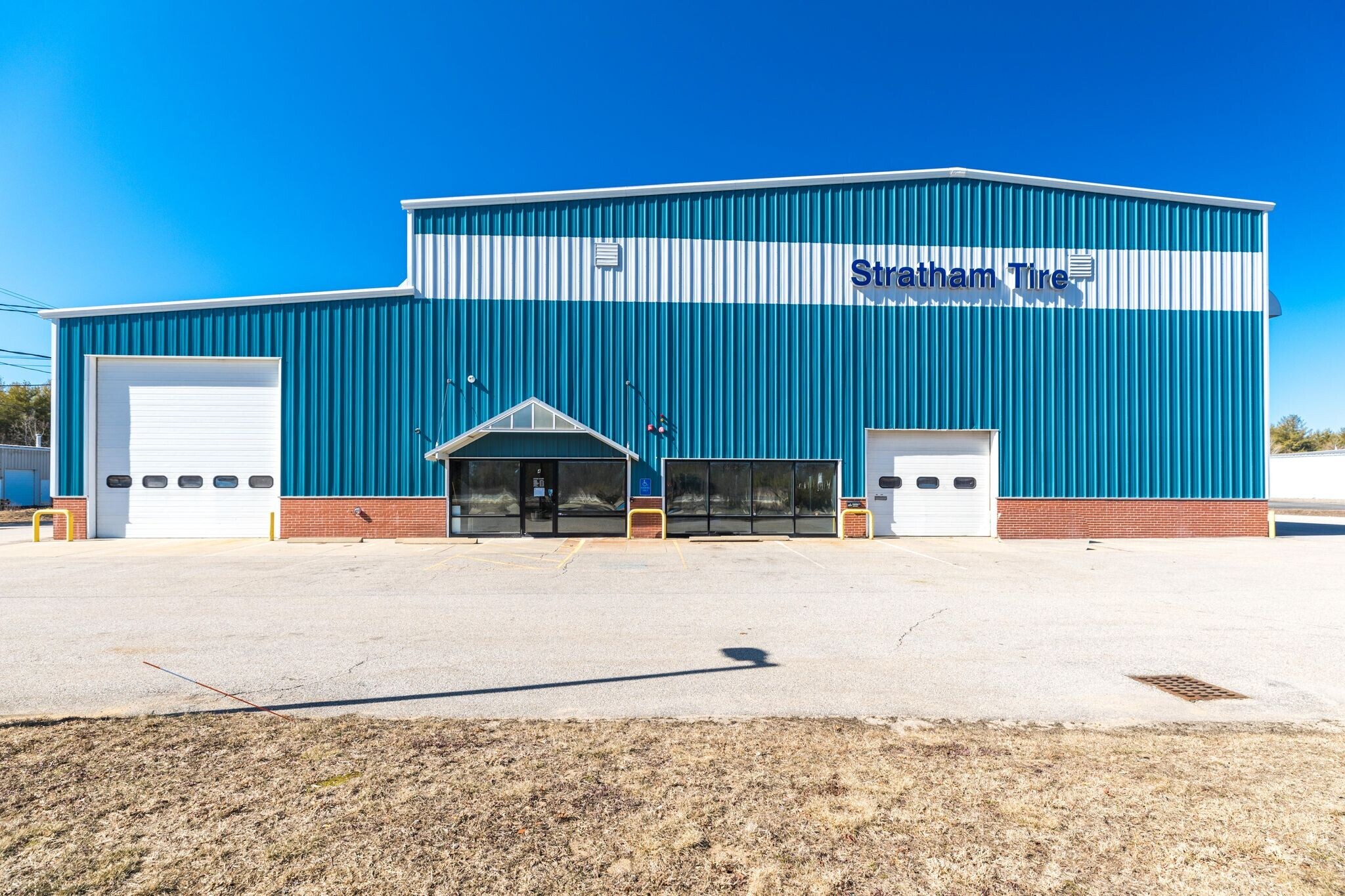 4 Gator Rock Rd, Somersworth, NH 03878 21,000 SF WAREHOUSE ON NEARLY