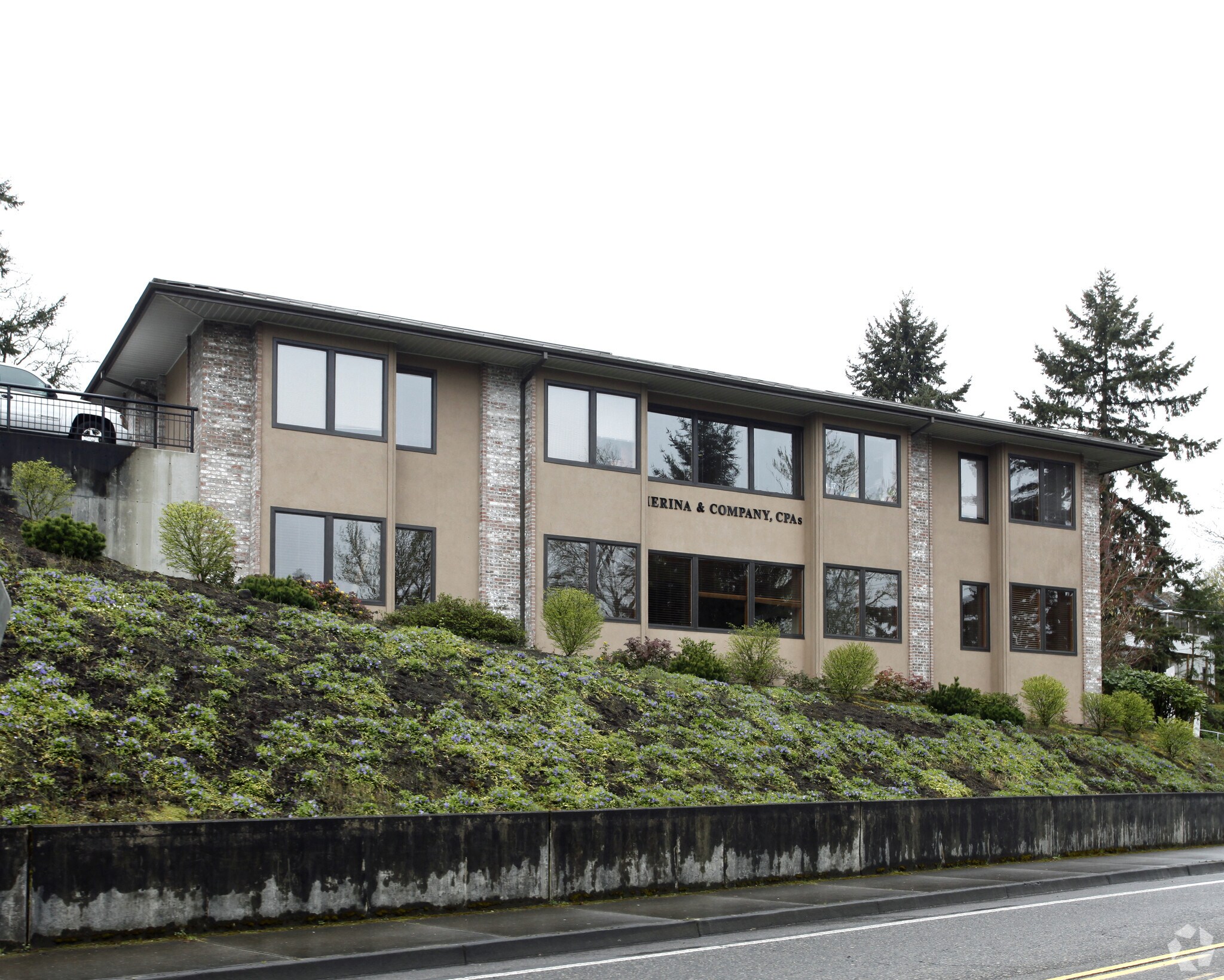 5493-5499 Amy St, West Linn, OR for sale Primary Photo- Image 1 of 1