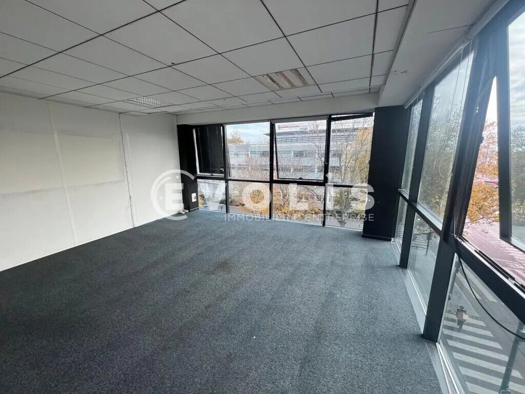 Location Bureaux 280 m² - Photo 1